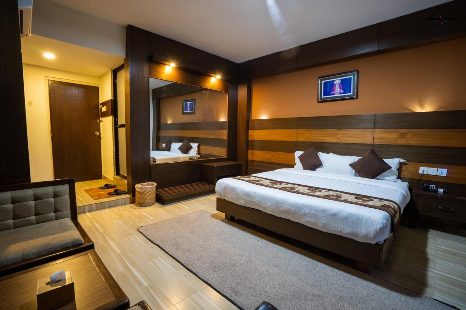 Kumari Star Inn Pokhara Exterior photo